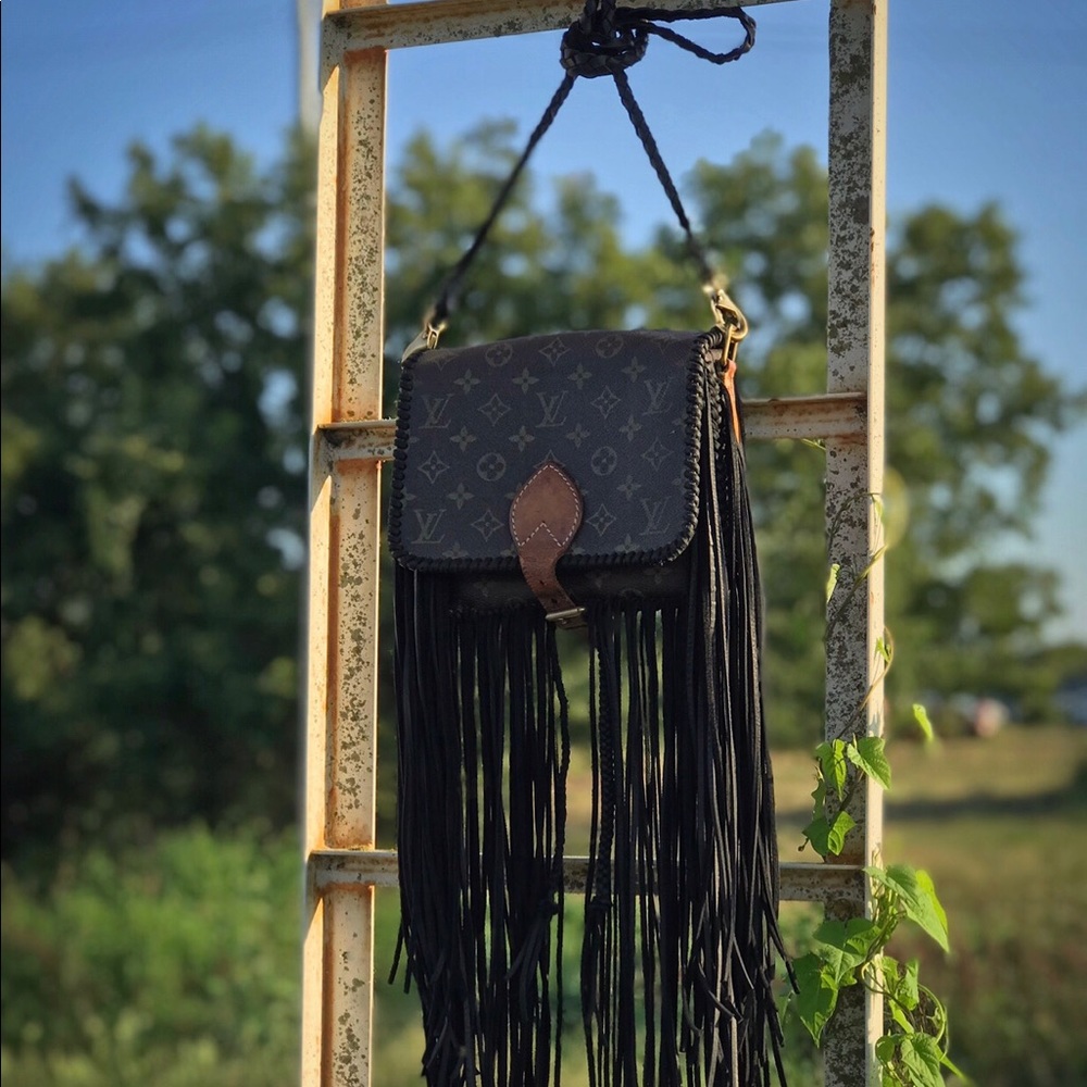 Authentic Vintage Louis Vuitton crossbody